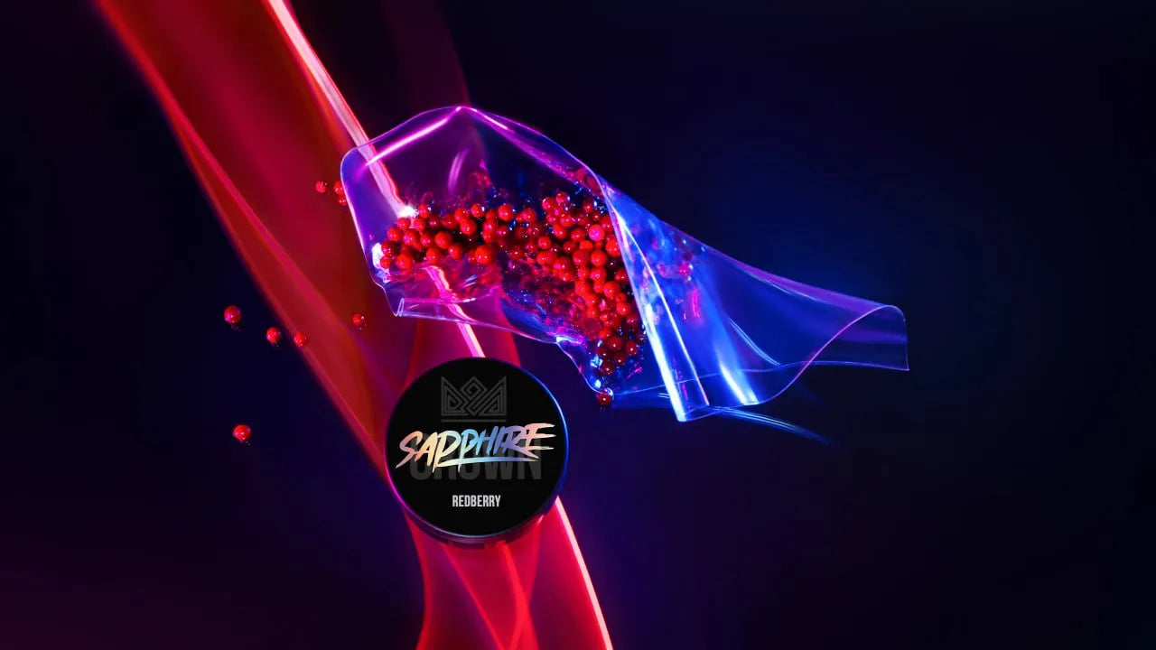 Hookah setup with Sapphire Crown Redberry, surrounded by red berries and pie decor