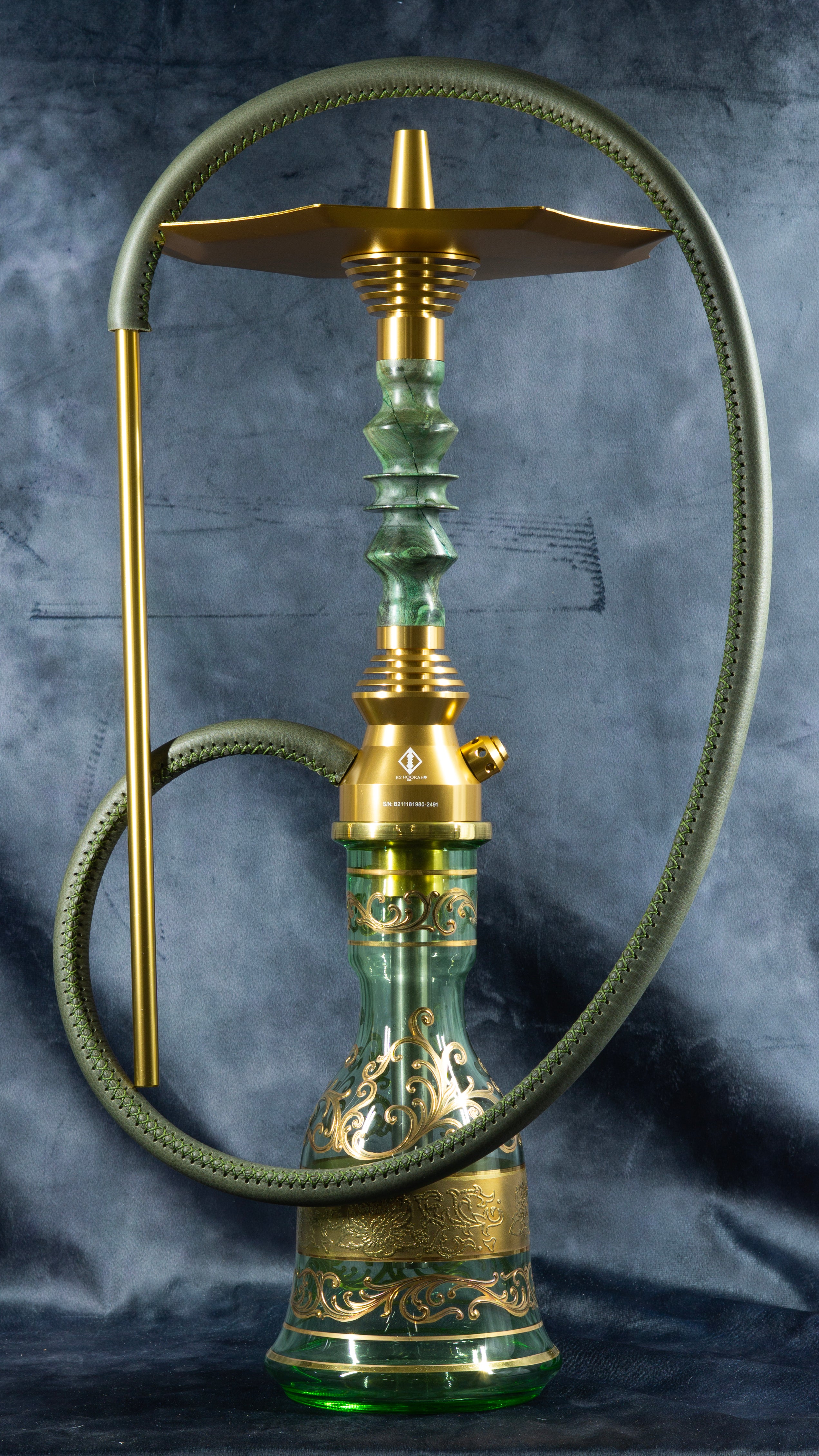 B2 Hookah V5 Delta Emerald on Gold – Burl Wood with Leather Green Hose & Bohemian Crystal Vase