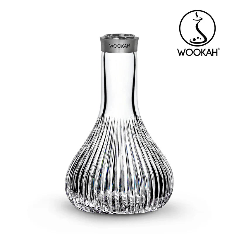 Wookah Tenbris Onion Hookah’s handcrafted black and grey wooden stem with unique exposed wood grain.